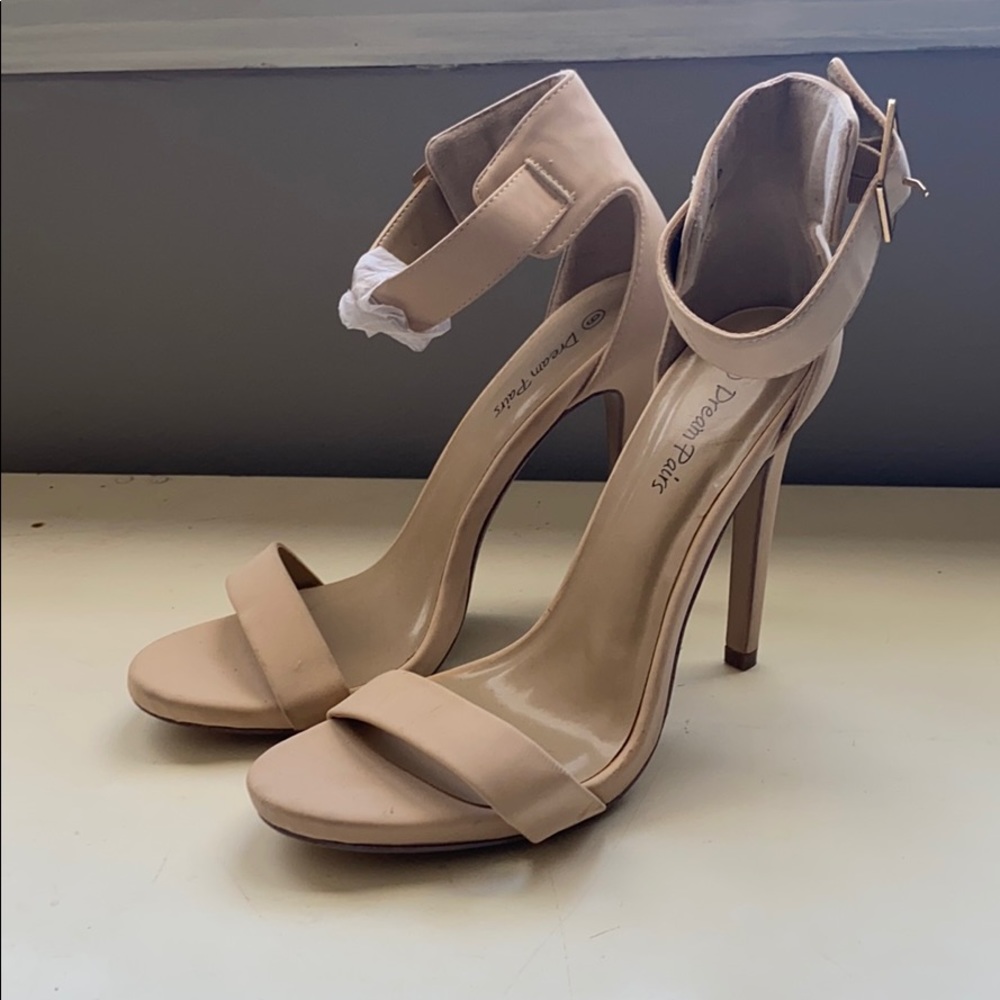 Nude heels!